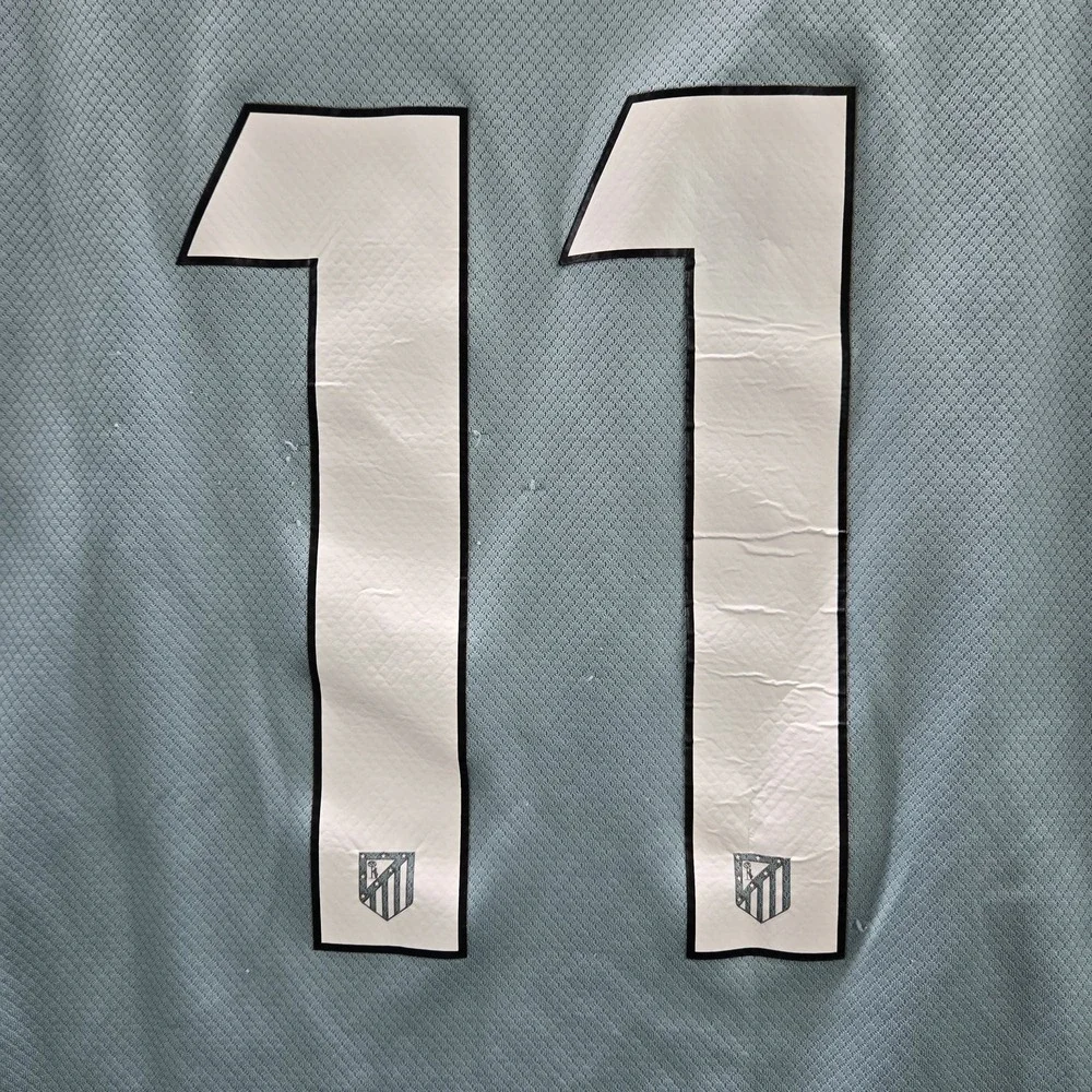 Atletico Madrid Men Jersey M Light Blue 2025 Away Nike Soccer READ